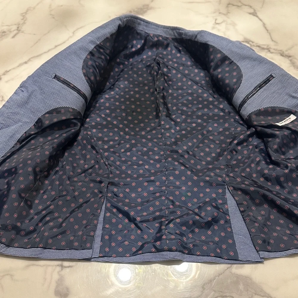 Isaac Mizrahi Navy Patterned Blazer